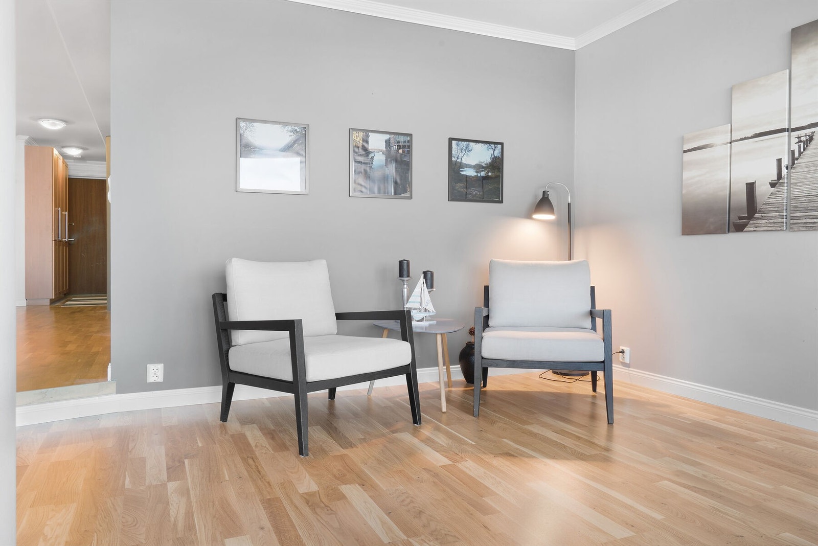 Lesekrok. Galleribilde