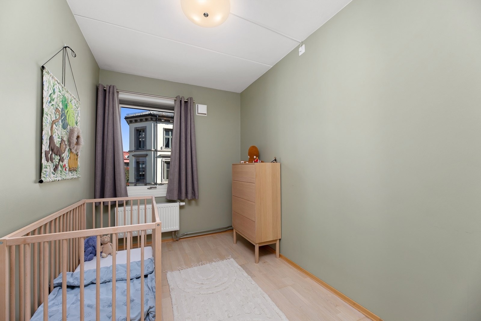 Soverommet egner seg godt som barnerom, gjesterom eller kontor Galleribilde