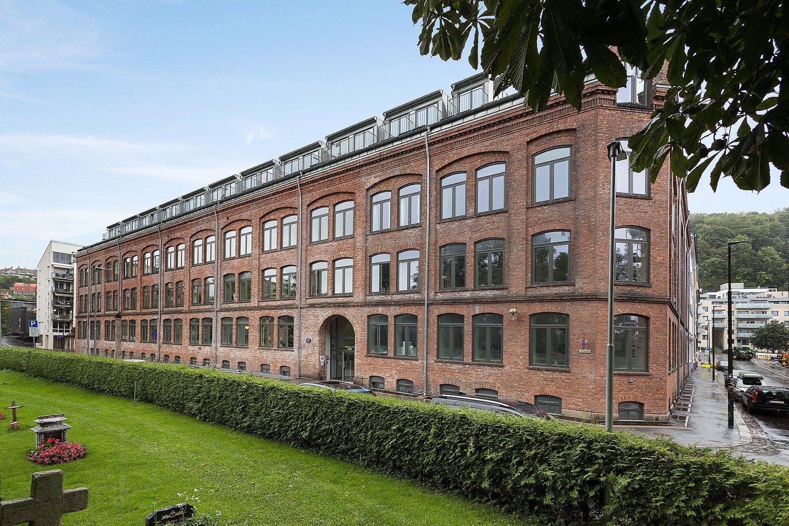 Fasade, velkommen på visning i Alnagta 11. Galleribilde