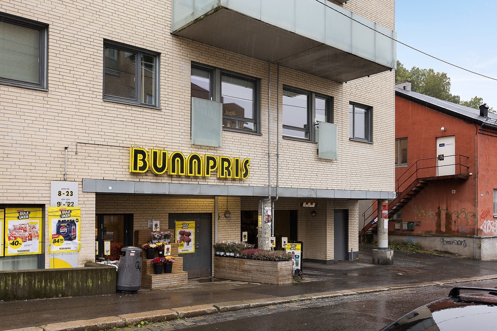 Nærområde - Bunnpris ca 2 minutters gange Galleribilde