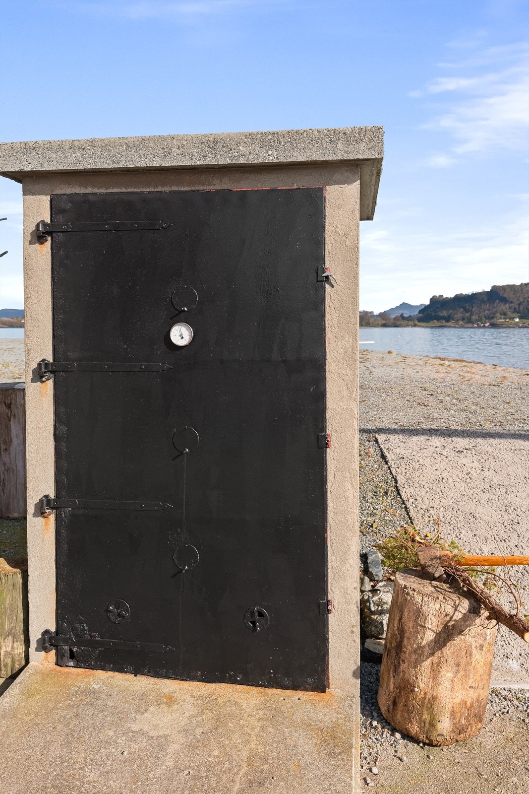 Røykeri til fisken Galleribilde