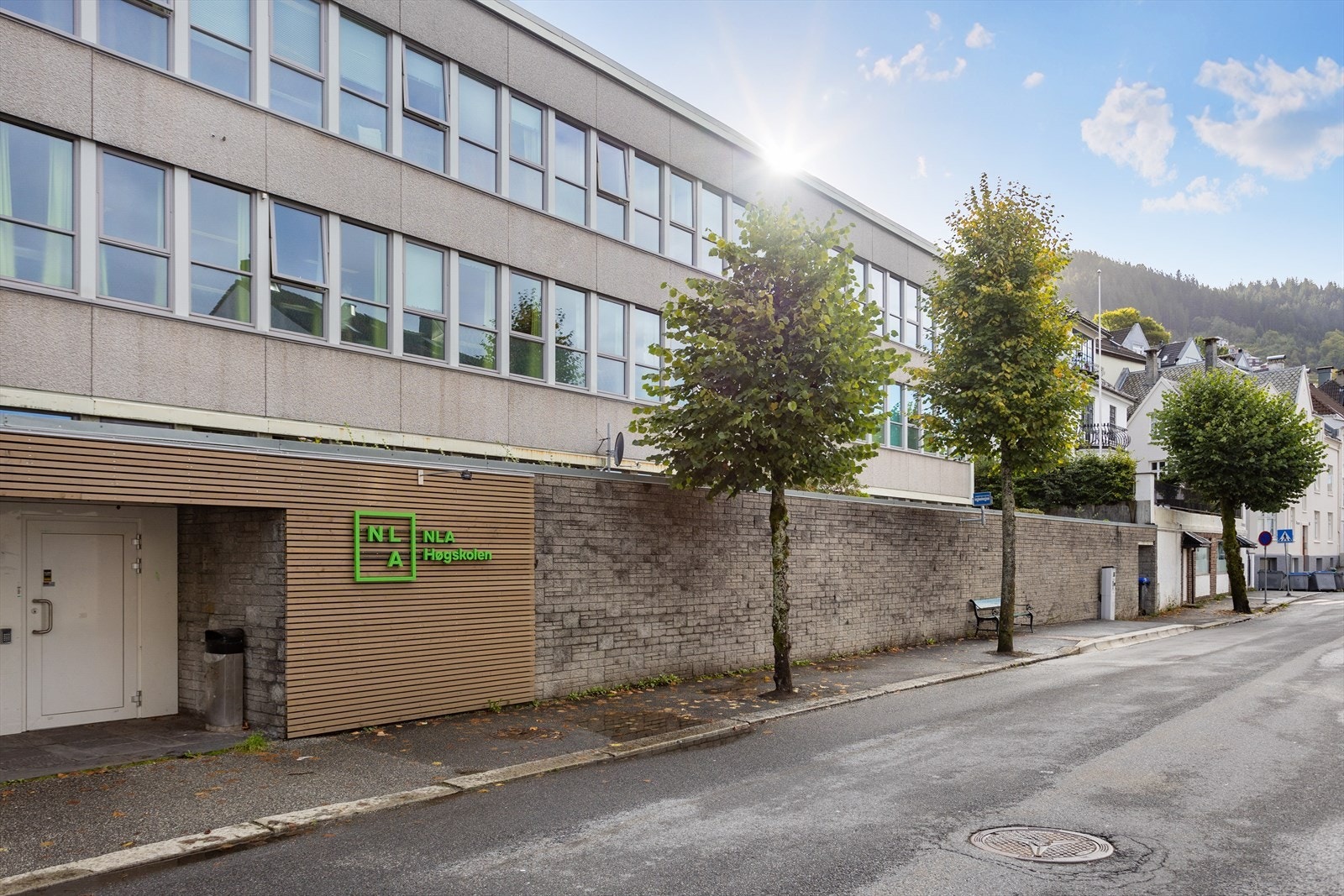Kort vei til studieinstitusjoner Galleribilde