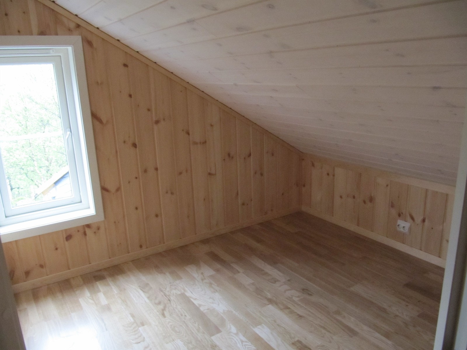 Soverom 1 hems Galleribilde