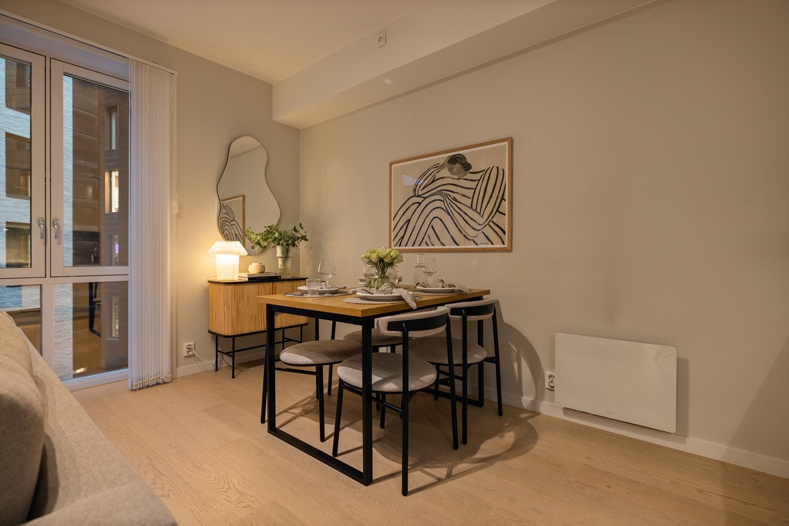 Kveldsbildet. Galleribilde