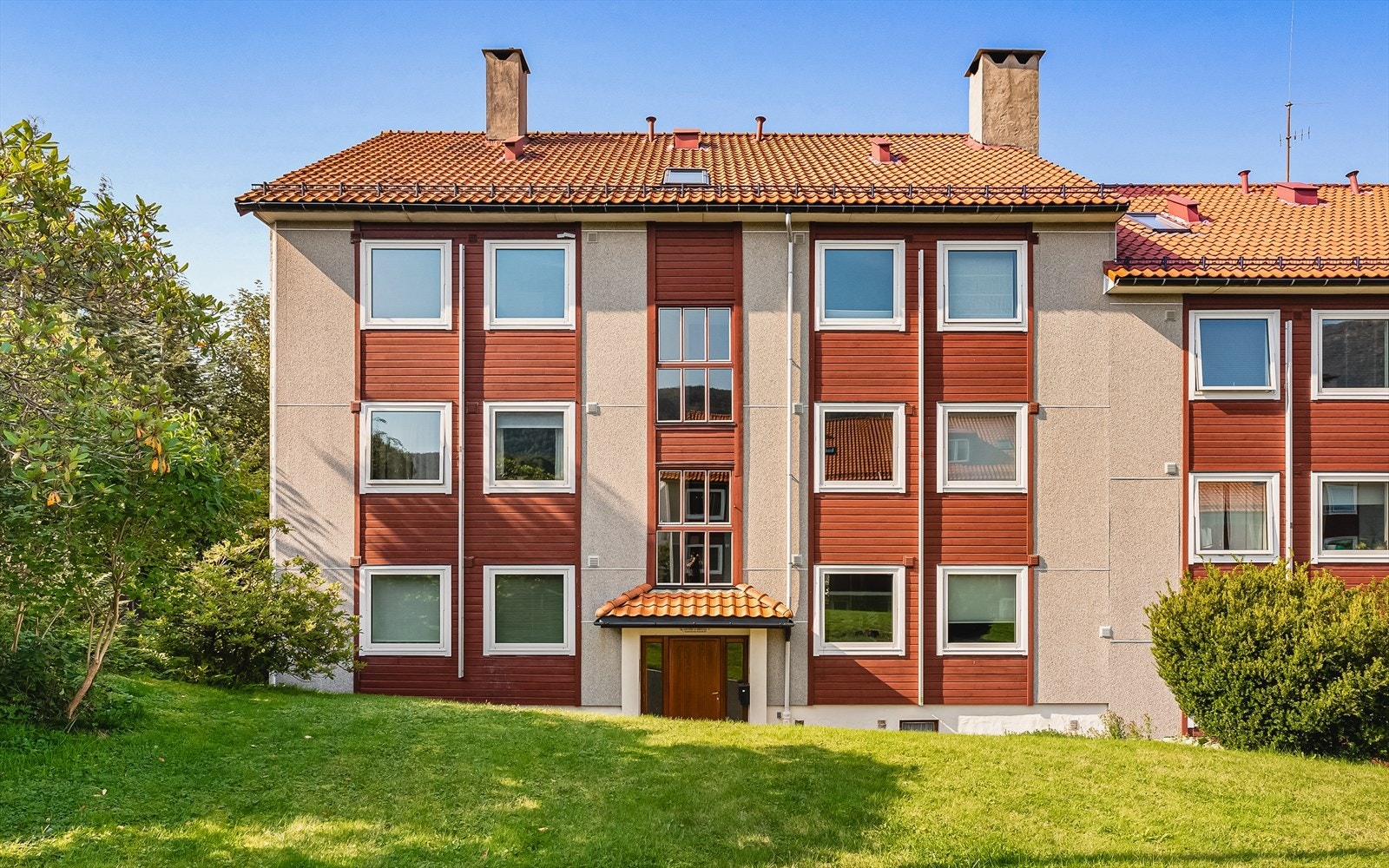 Borettslaget består av 42 andeler. Området er ypperlig for mennesker i alle aldersgrupper og livssituasjoner, og skiller seg ut i mengden med tanke på at den "krysser av" på så mange "sjekkpunkt". Galleribilde