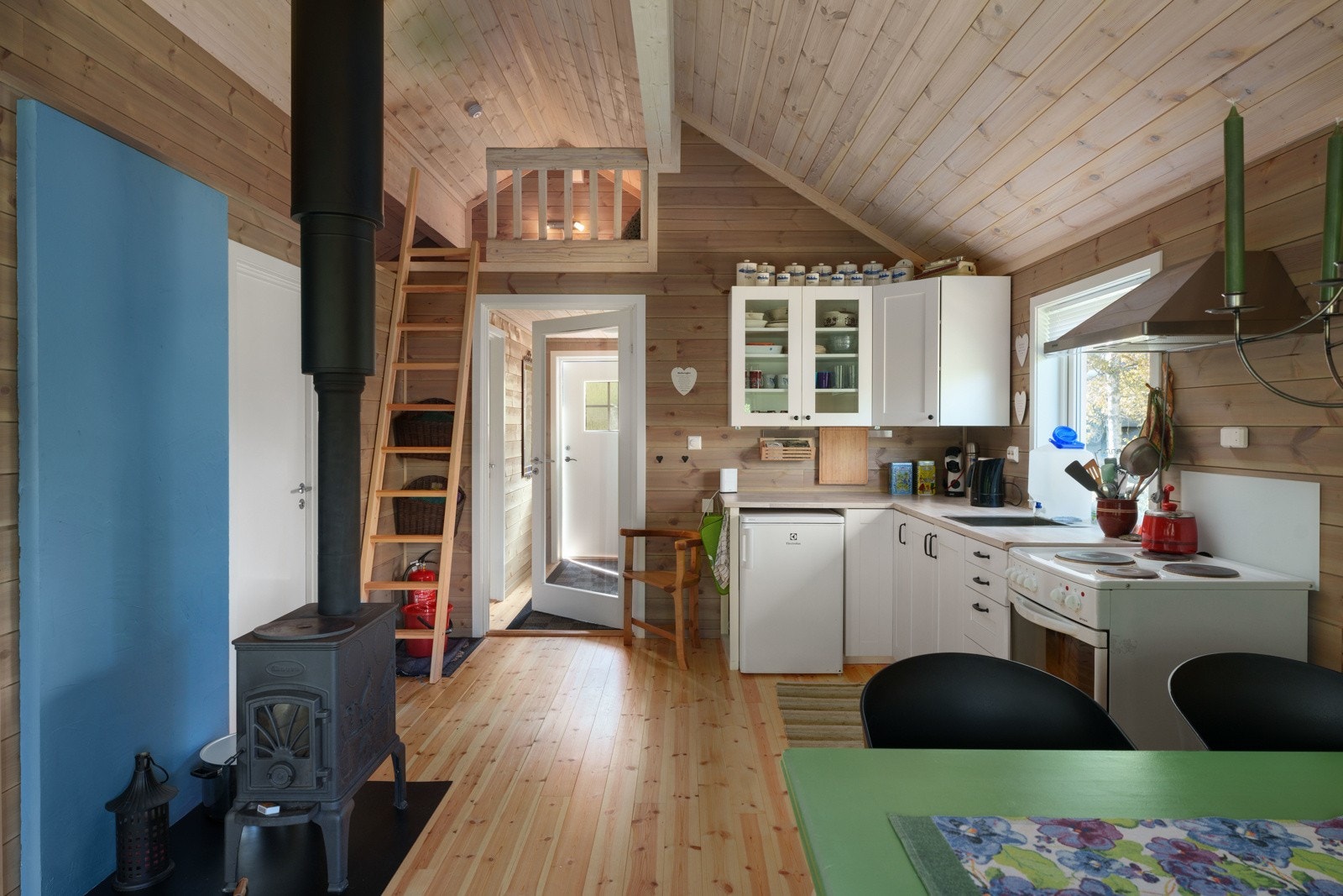 Vedovn sørger for lun og god innetemperatur Galleribilde