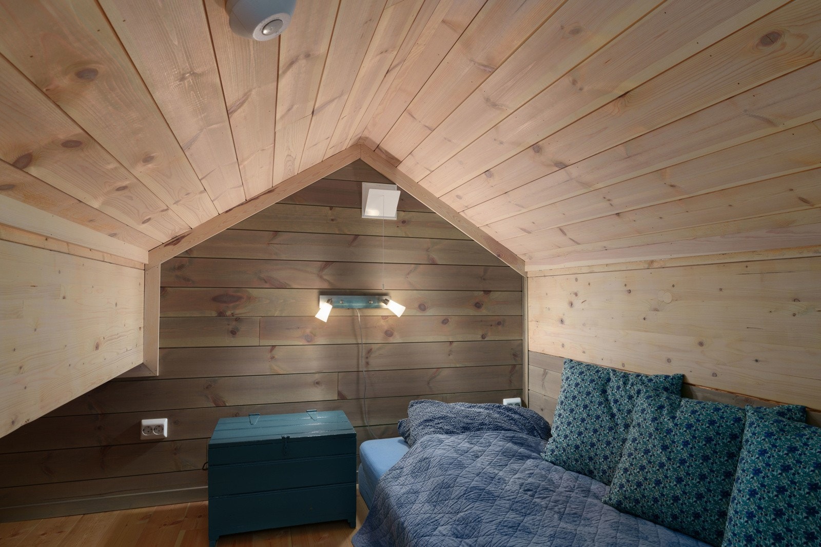 Hems med stige opp fra stuen Galleribilde