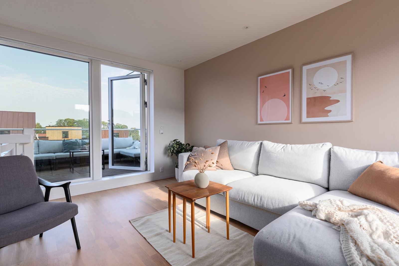 Fra stuen har man utgang til en nydelig takterrasse. Galleribilde