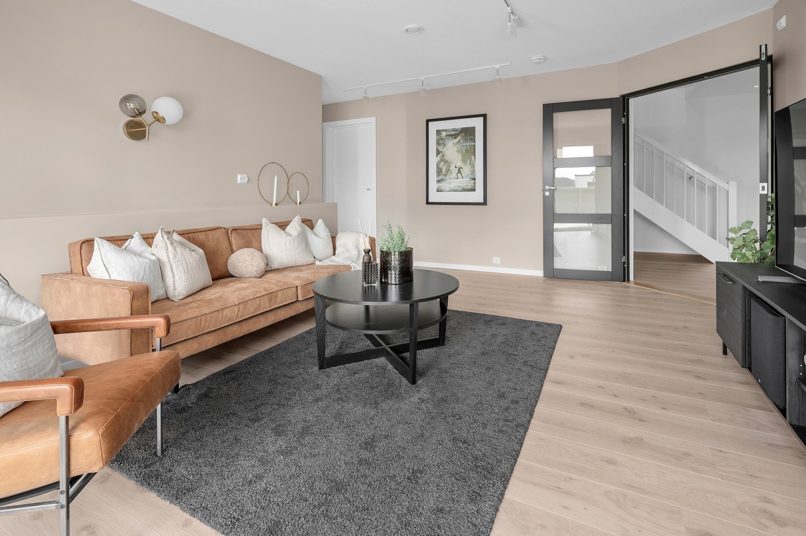 Stor TV-stue u.etg. Galleribilde