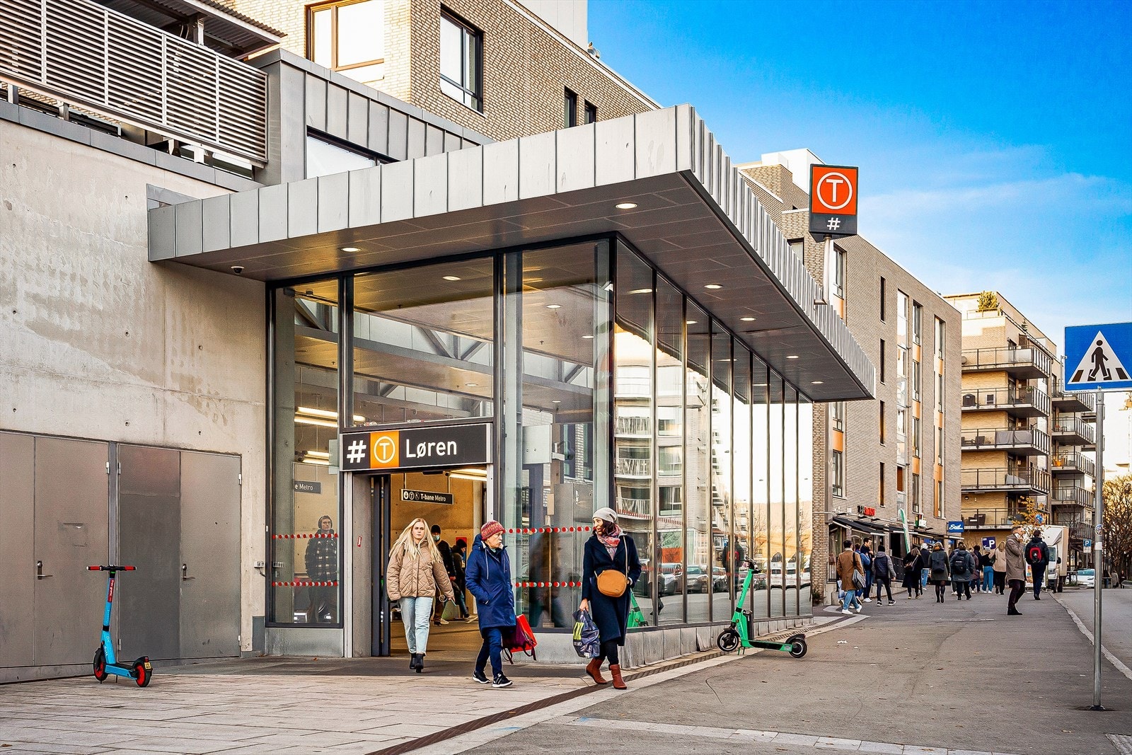 Leiligheten har kort gåavstand til Løren, Økern og Hasle T-bane. Galleribilde