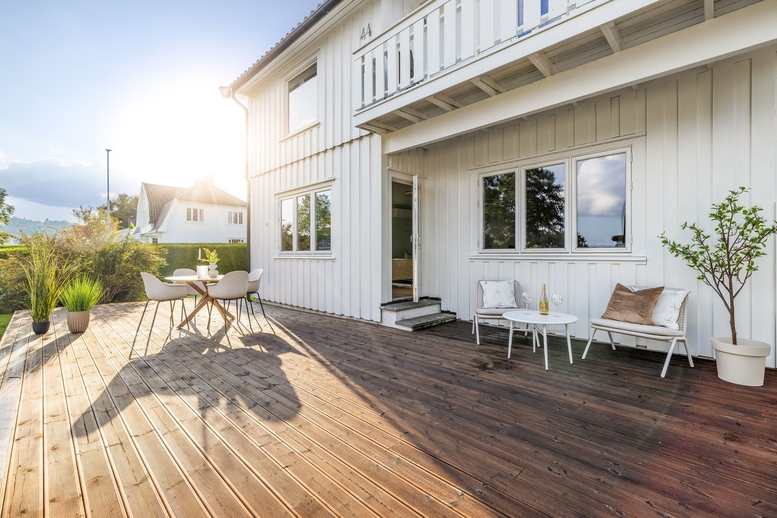 Boligen har en meget fin beliggenhet, i et attraktivt, barnevennlig og sentrumsnært boligområde på Falkum - med nærhet til det meste! Galleribilde