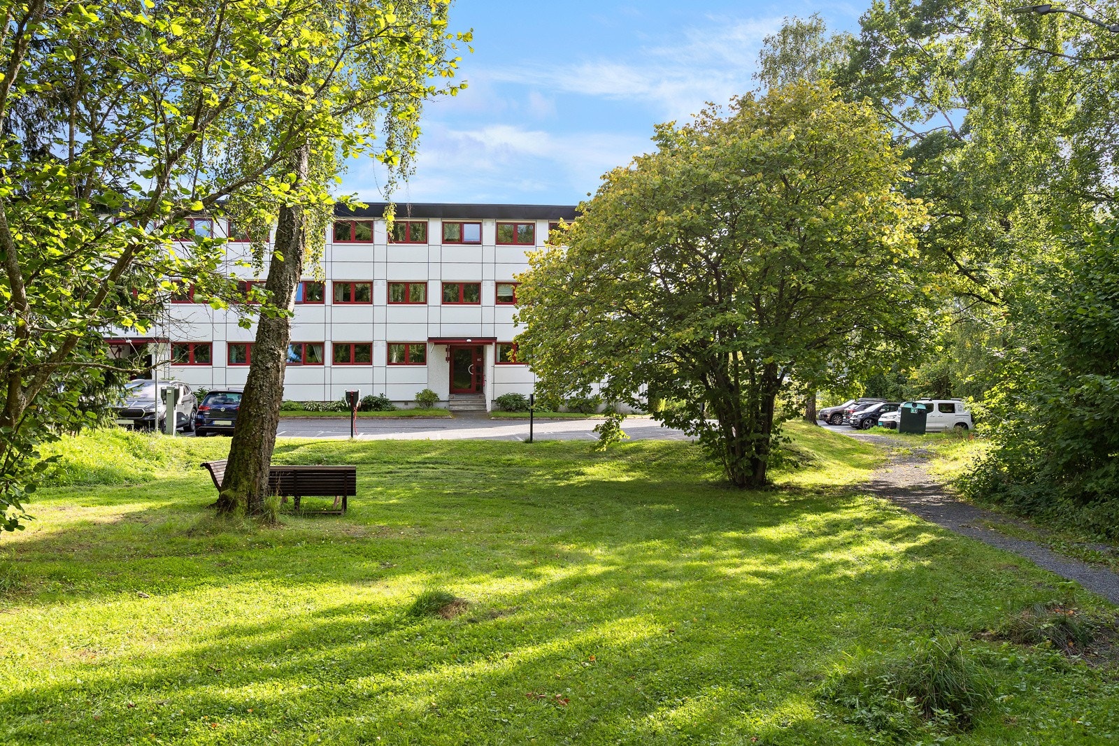 Store parkmessige uteområder Galleribilde