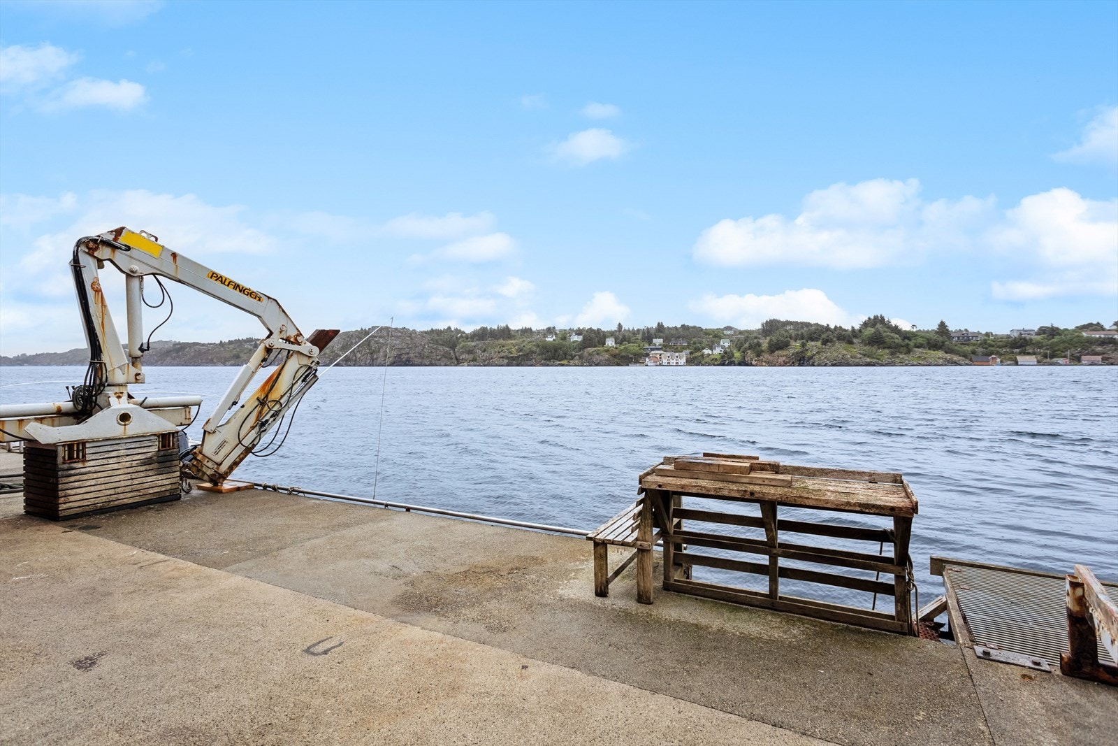 Felles kran med naboer Galleribilde