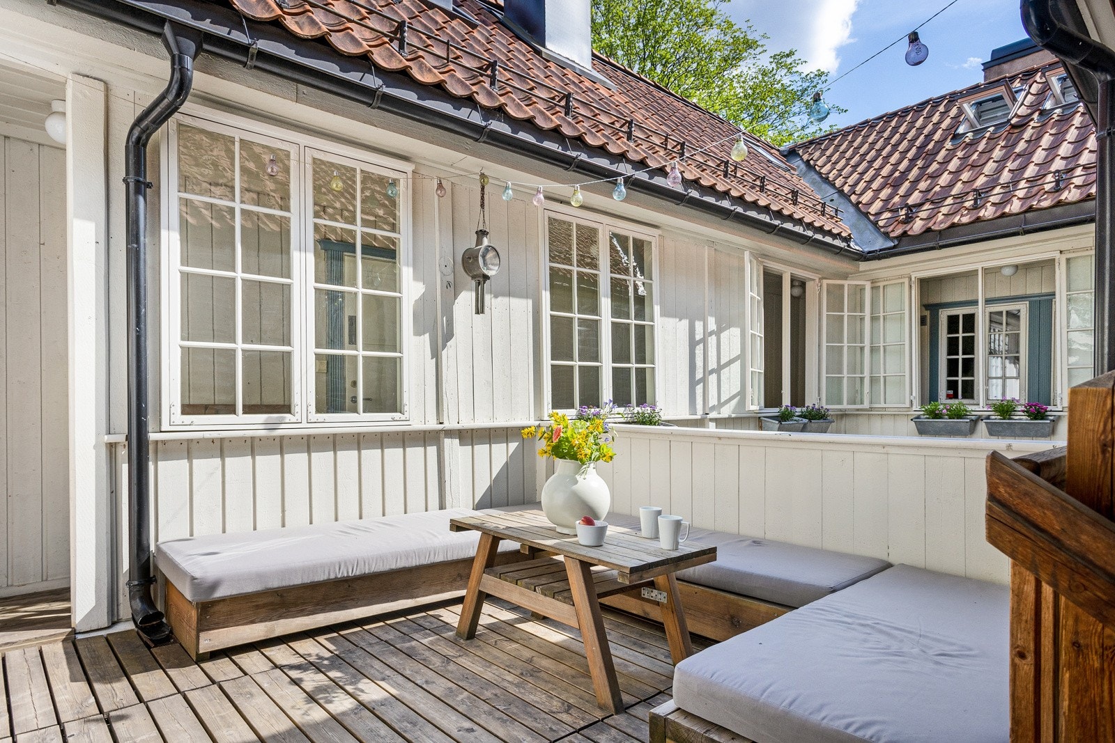 Felles terrasse for leilighet C og E Galleribilde