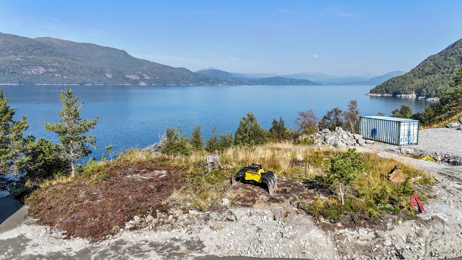 Høyt og fritt, ytterst på Aursneset. Galleribilde