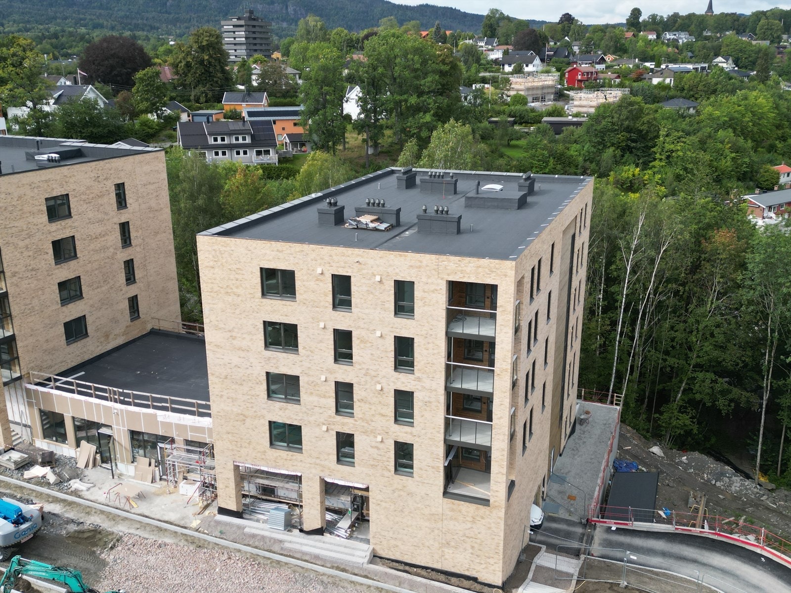 Det medfølger parkeringsplass i underjordisk garasjeanlegg. Galleribilde