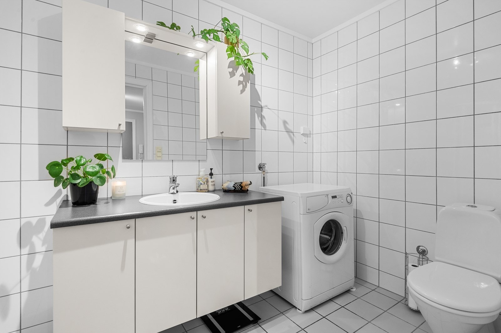 Det er også opplegg til vaskemaskin på badet. Galleribilde