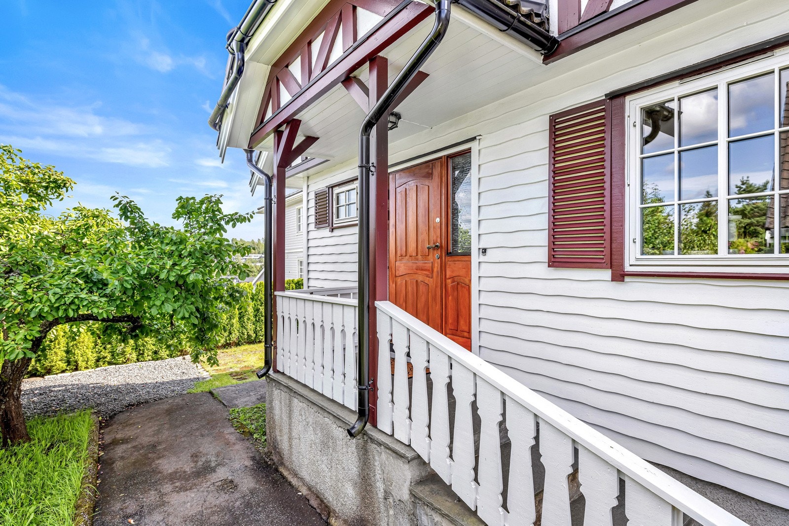 Overbygd inngangsparti Galleribilde