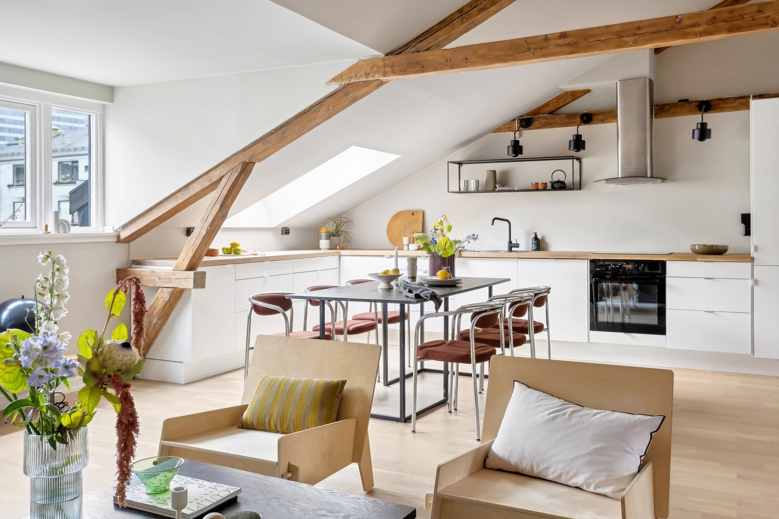 Kaja Olsen v/DNB Eiendom har gleden av å presentere Kirkeveien 47A! Galleribilde