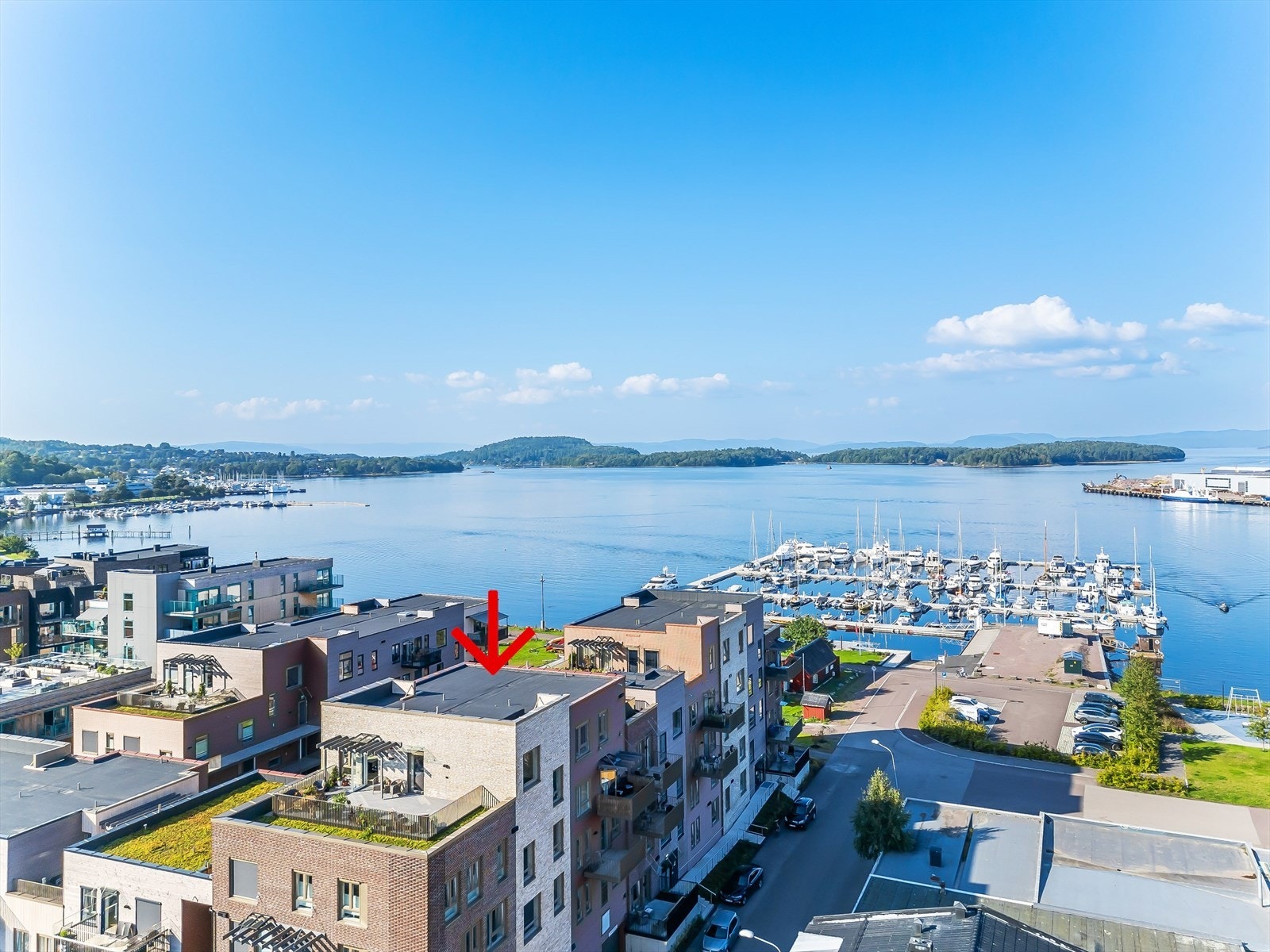 Bo på toppen i 5. etg. med takterrasser på til sammen 86 kvm. Galleribilde