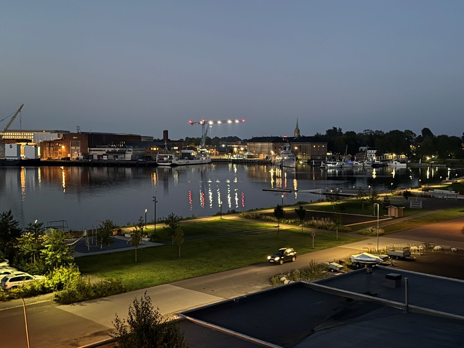 Her kan du nyte nydelig utsikt til Indre havn og Karljohansvern. Galleribilde