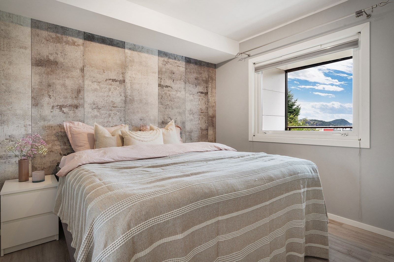 - Soverommet måler 9,7 m² - Galleribilde