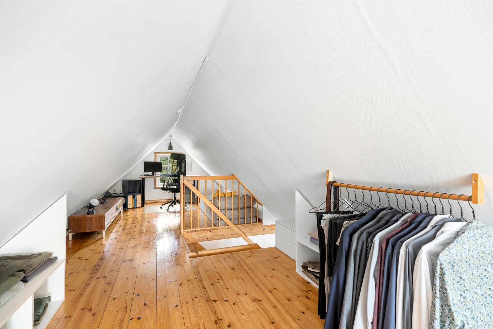 Dette fungerer veldig godt som et ekstra soverom og kontor. (ikke godkjent) Galleribilde