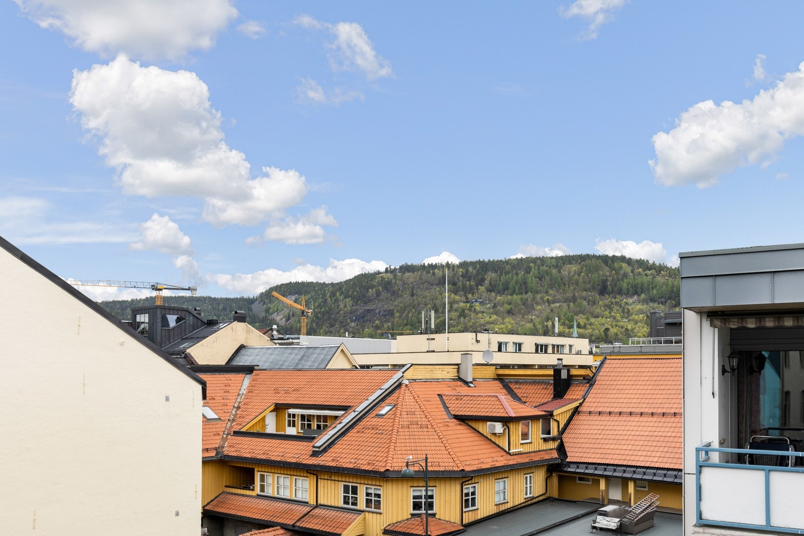 Utsikt fra balkongen Galleribilde