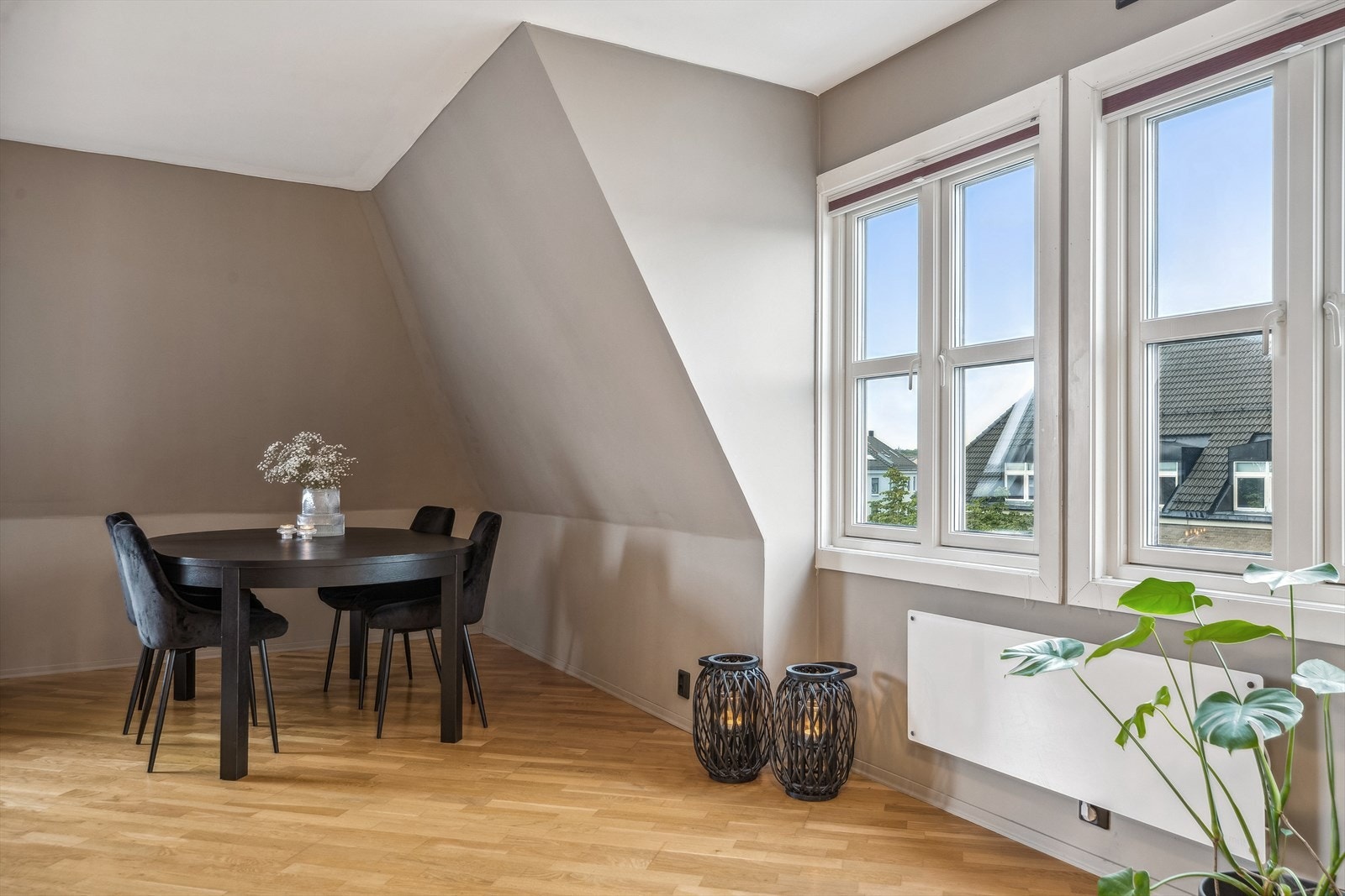 Her får man et meget funksjonelt hjem for høy livskvalitet og sosiale stunder med gode venner. Galleribilde