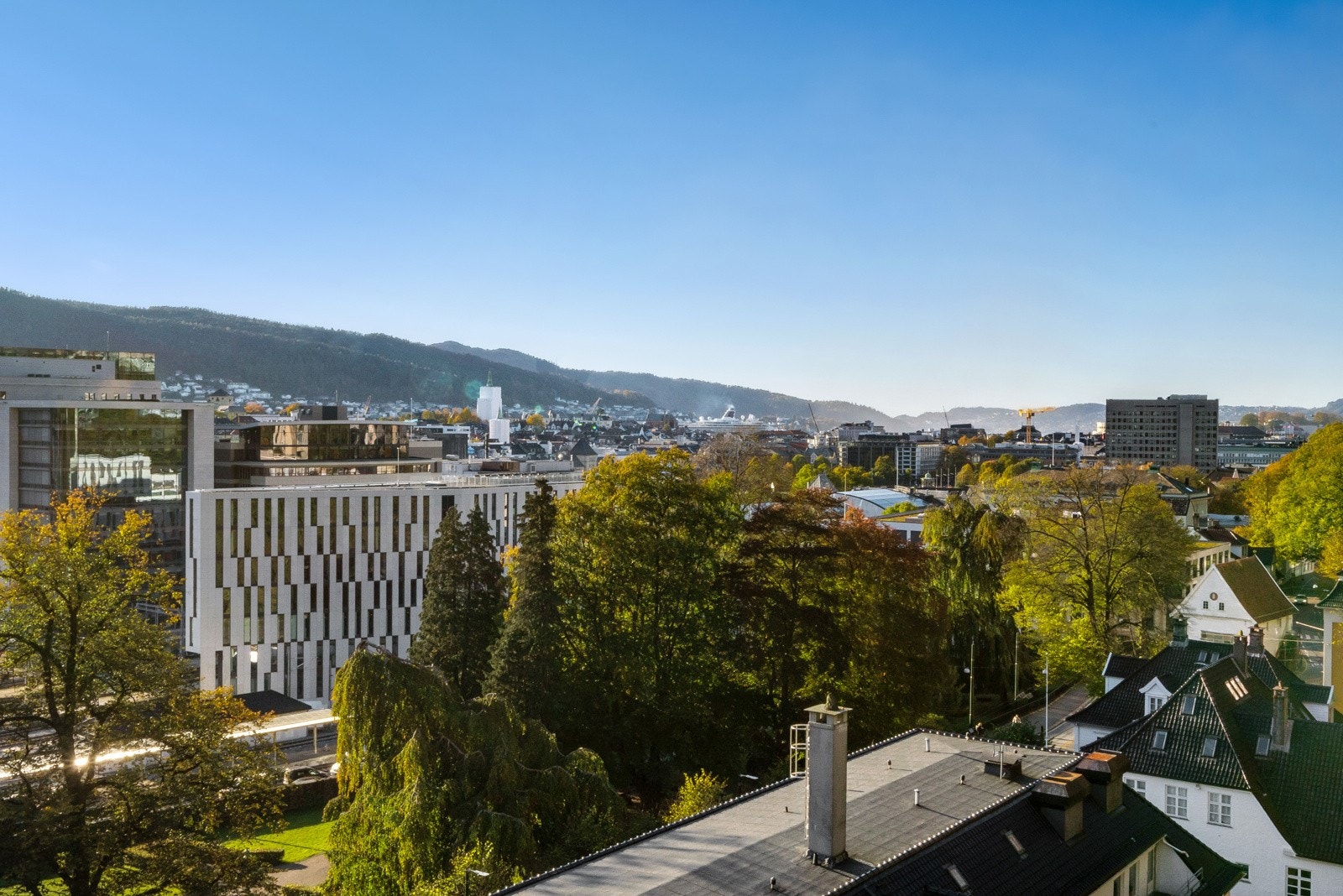 - Nydelig utsikt over byen! - Galleribilde