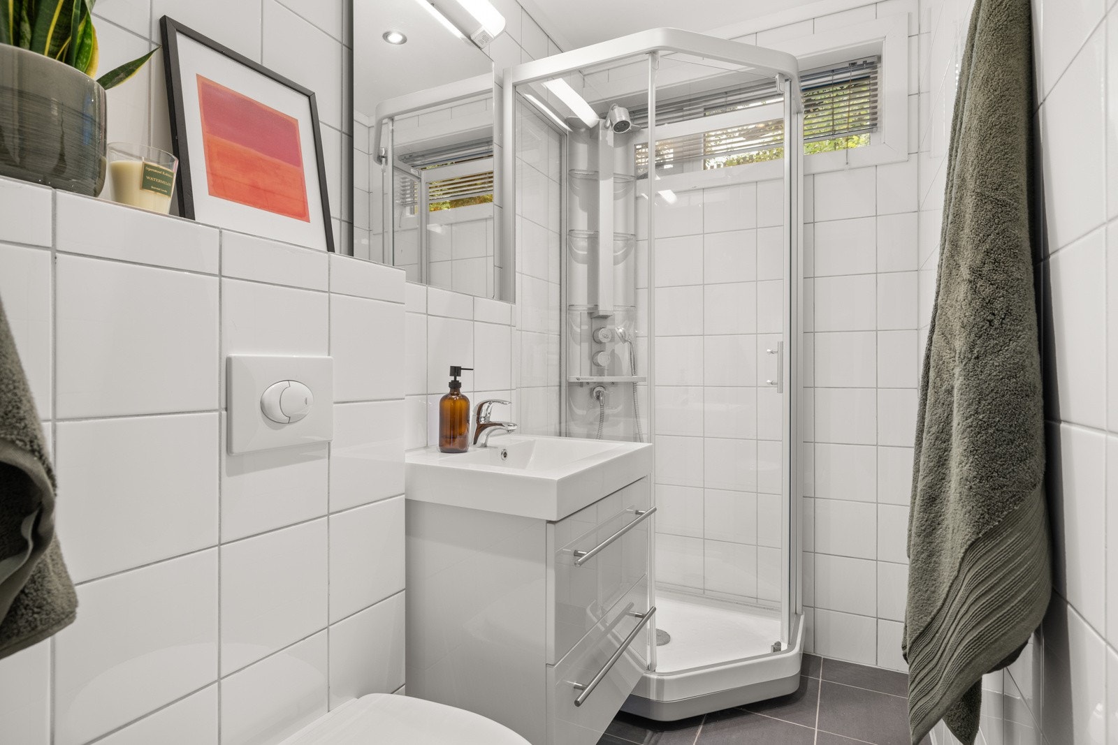 Badrom i boligens 2. etasje Galleribilde