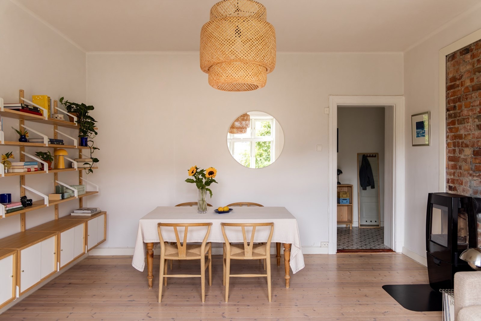 Her er det god plass for å invitere over på hyggelige selskapskvelder Galleribilde