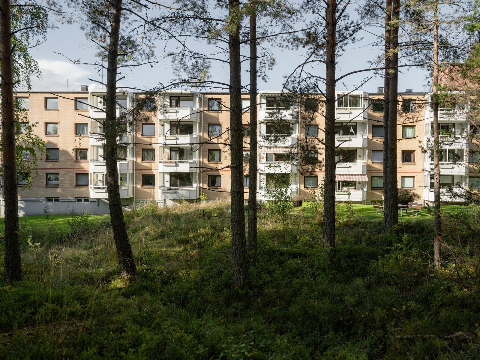 Området er grønt og skjermet, men samtidig sentralt med alt man trenger i kort gangavstand. Galleribilde
