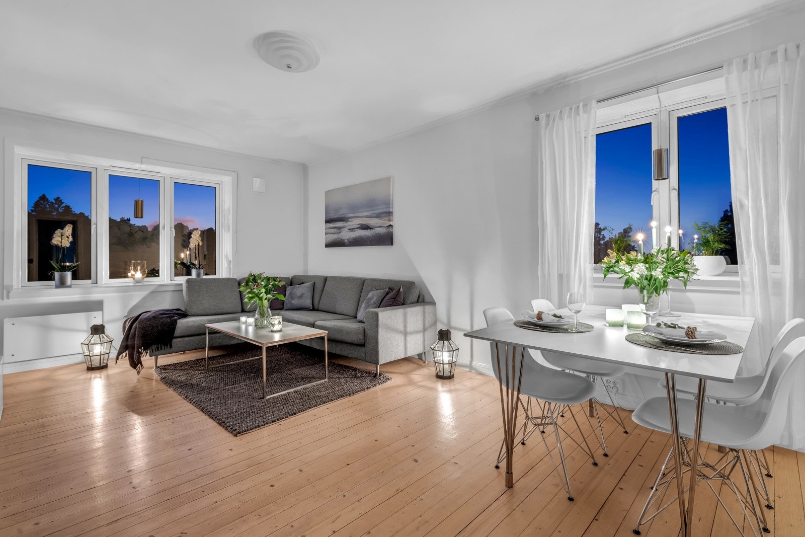 Kveldstemning i stuen Galleribilde