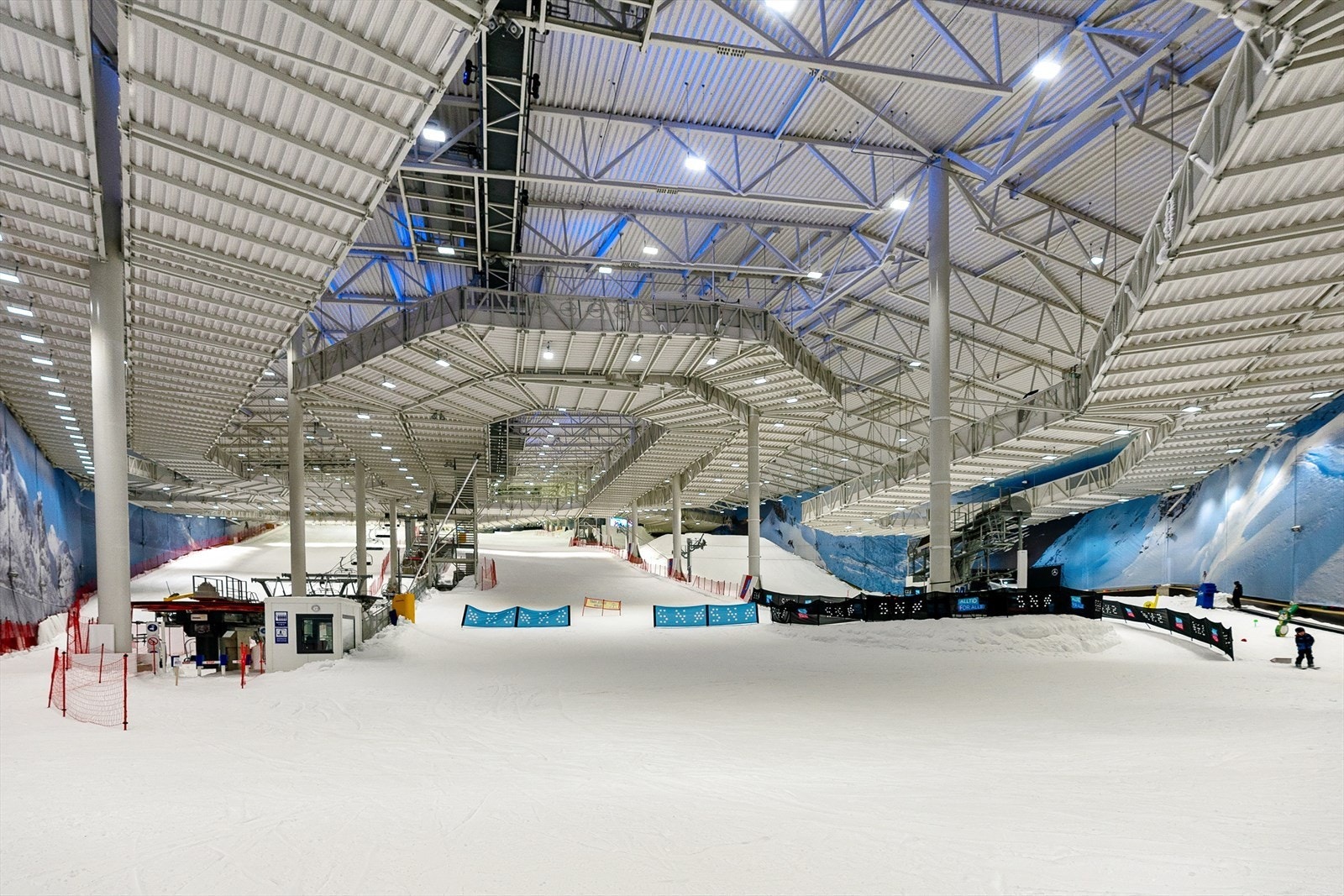 Den råeste helårsarenaen for snøopplevelser finner du kun en kort spasertur unna leiligheten - perfekte forhold for alpint, langrenn, snowboard og andre vinteraktiviteter året rundt. Galleribilde