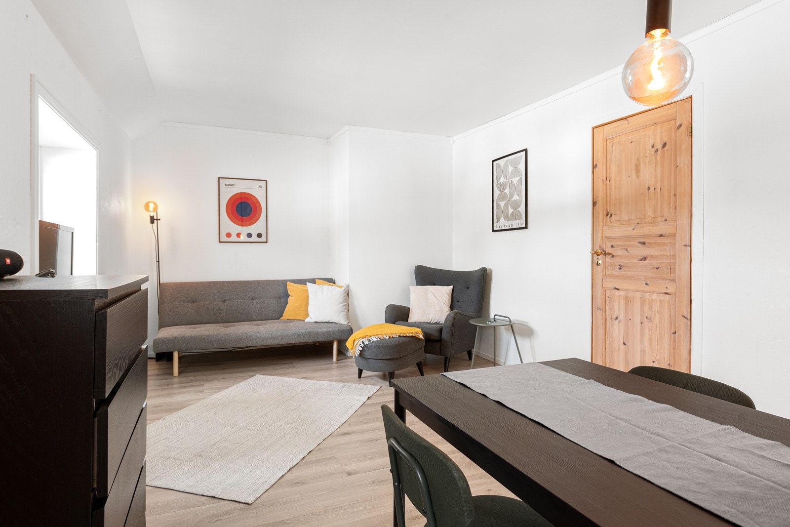 Boligen er oppgradert og har en lys og fin standard. Galleribilde