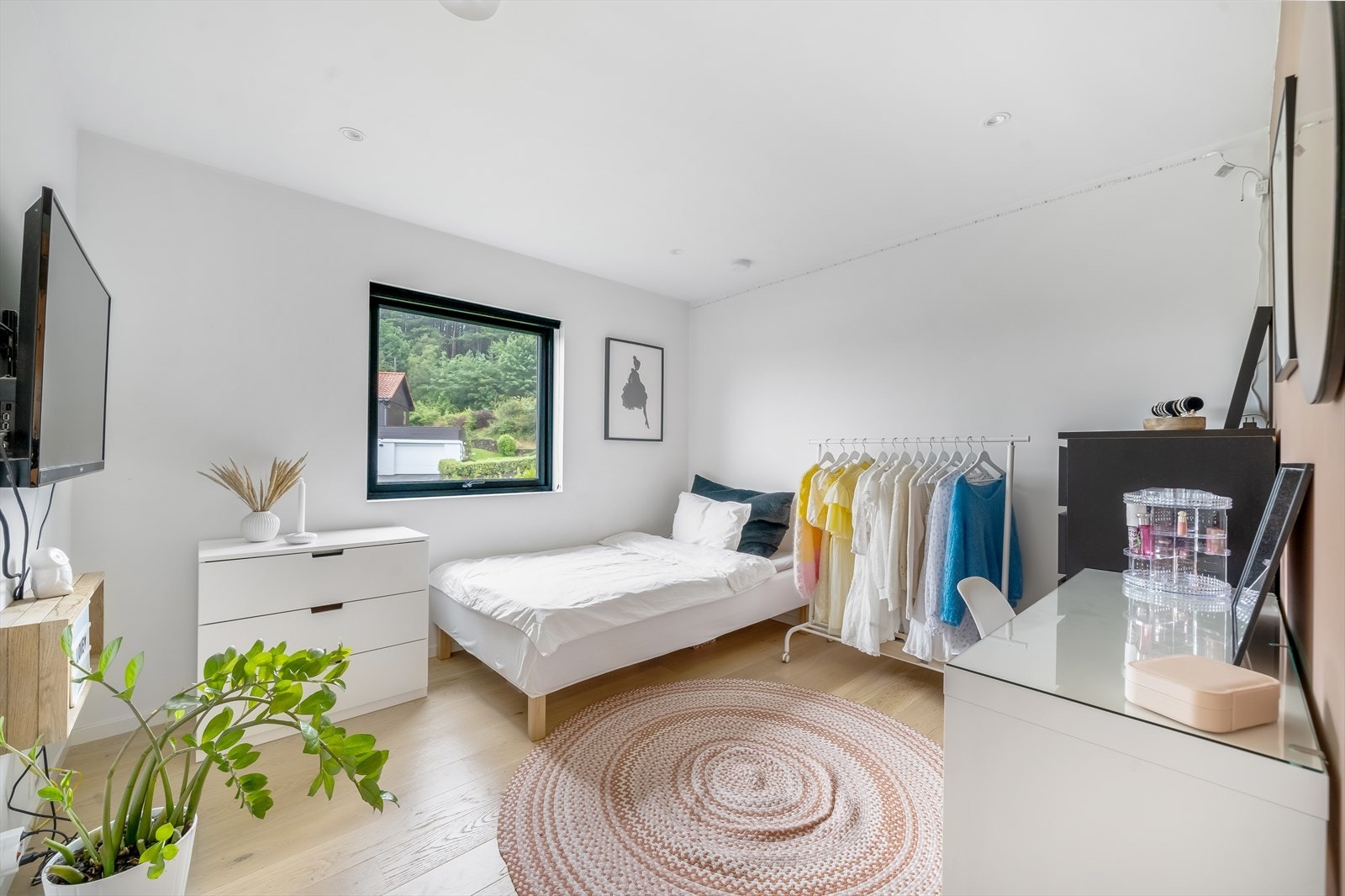 Soverom i hovedetasjen. Galleribilde