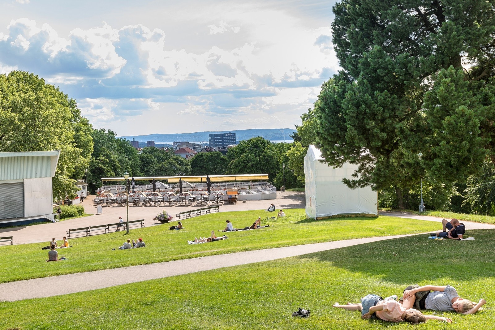 Parken på St. Hanshaugen ligger kun få minutters gange fra boligen. Galleribilde