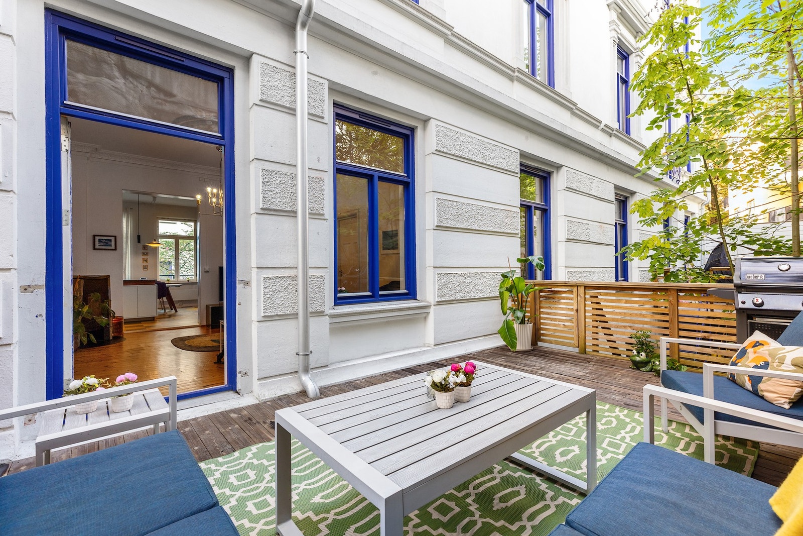 Velkommen til Herman Foss` gate 4C og denne fine og romslige 3(4)-roms leiligheten med moderne kjøkken, stor terrasse og balkong. Galleribilde