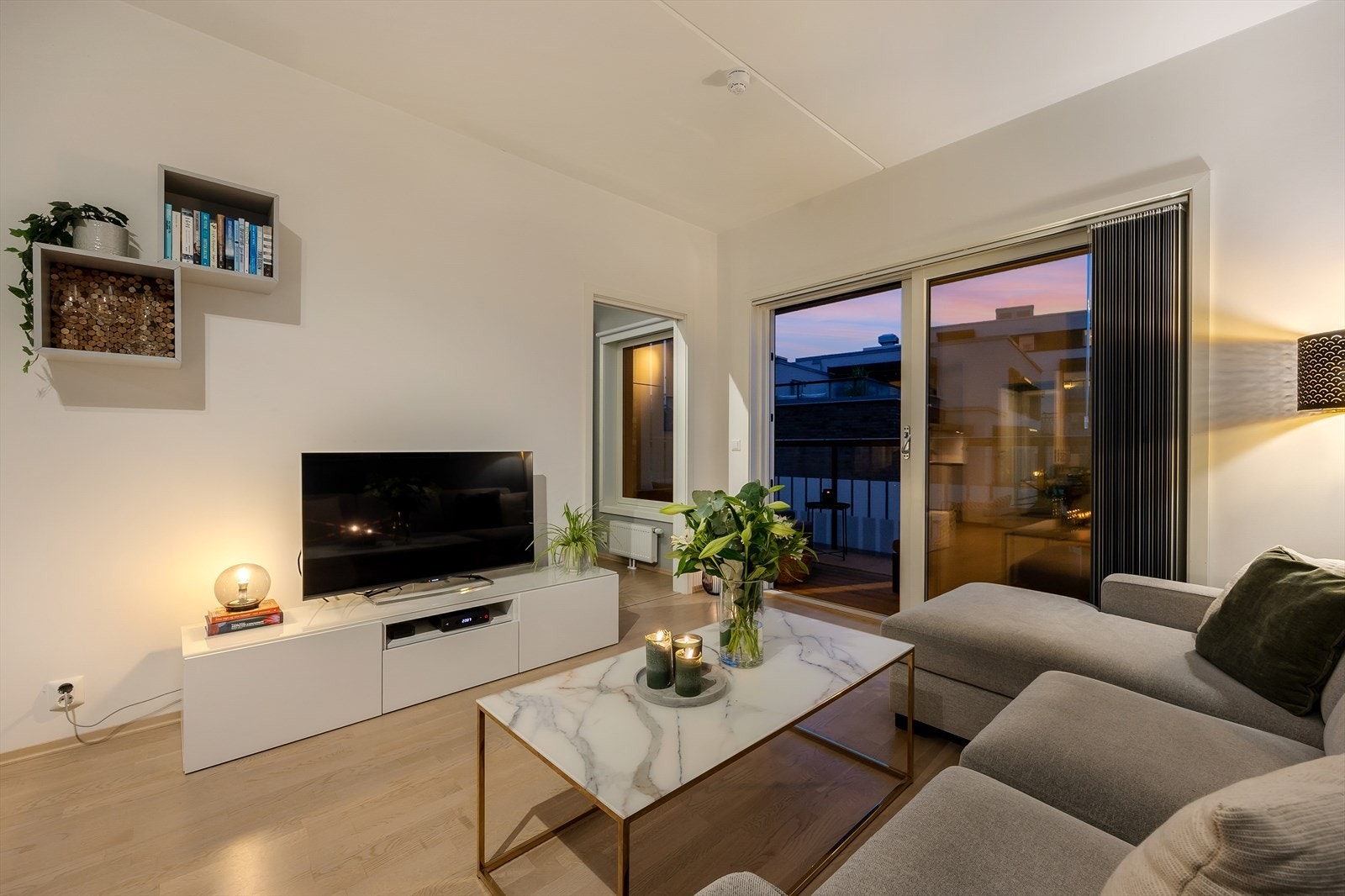 Lave strømutgifter. Det er fjernvarme i leiligheten. Galleribilde