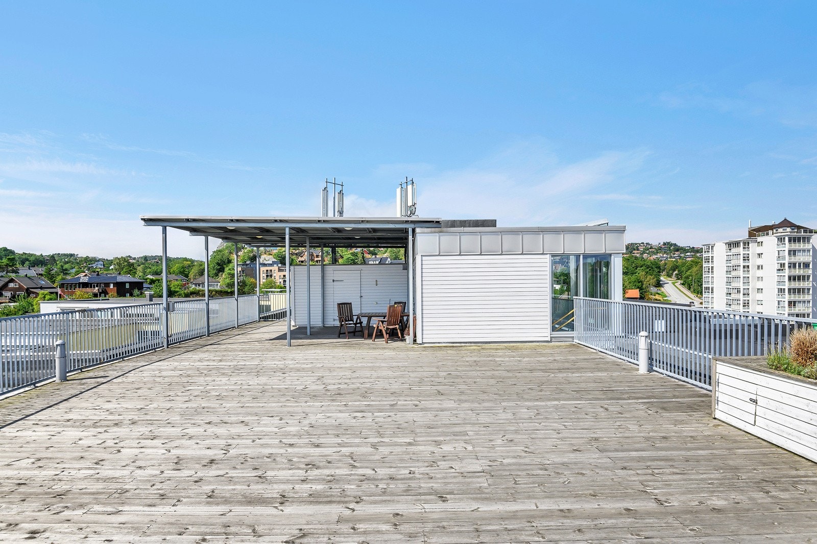 Her oppe er det rikelig med plass og sol fra morgen til kveld Galleribilde