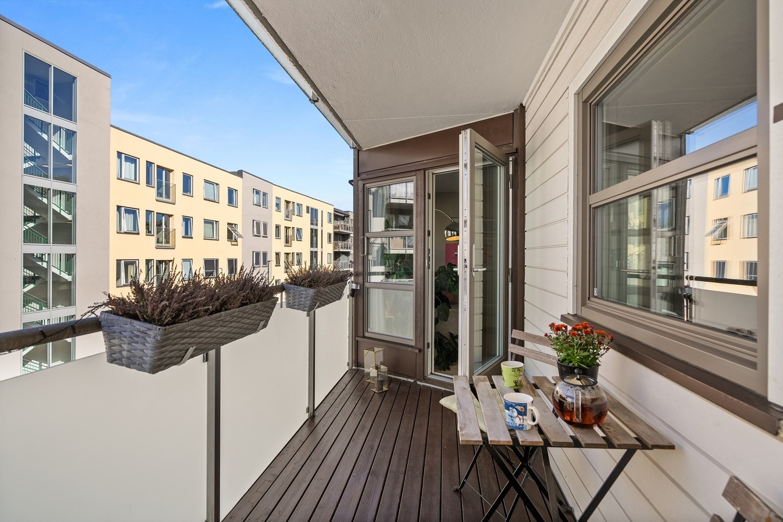 Du vil garantert sette pris på den herlige balkongen hvor du kan nyte varme sommerdager og lune høstkvelder. Galleribilde