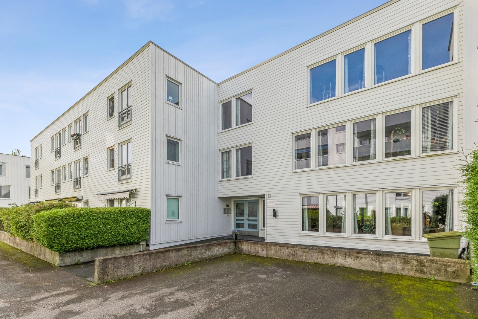 Fasade og uterom Galleribilde