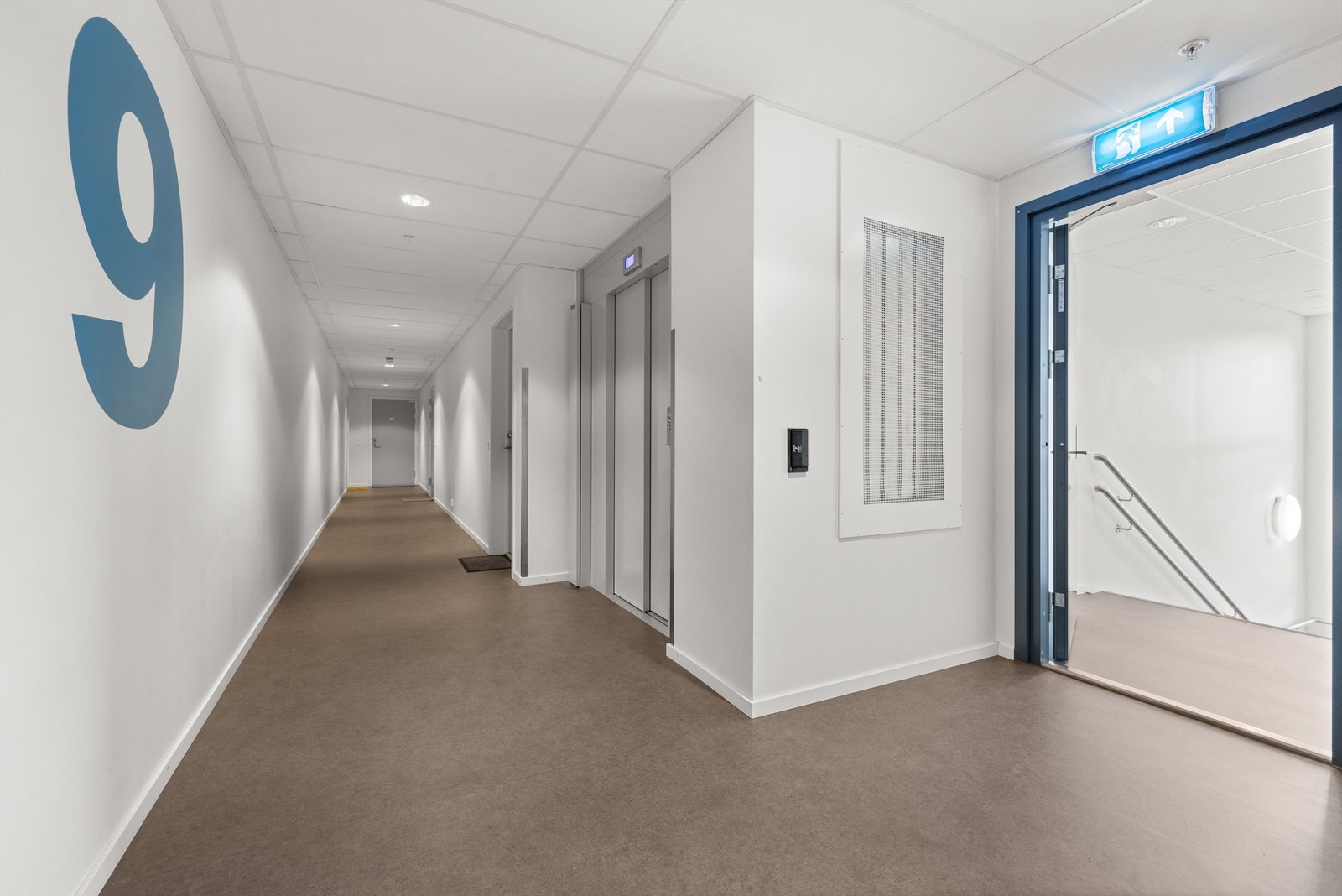 Heis i bygget Galleribilde