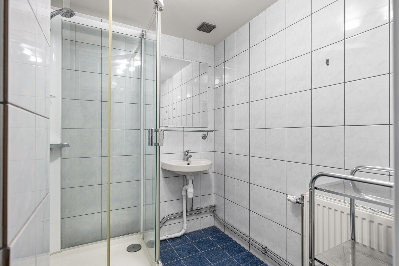 Hovedbygning Stor leilighet, bad 2.etg Galleribilde