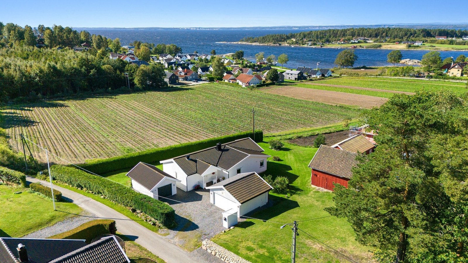 Lena Johnsen v/ASK Meglergaarden har gleden av å presentere Bakkeskogen 43! Galleribilde