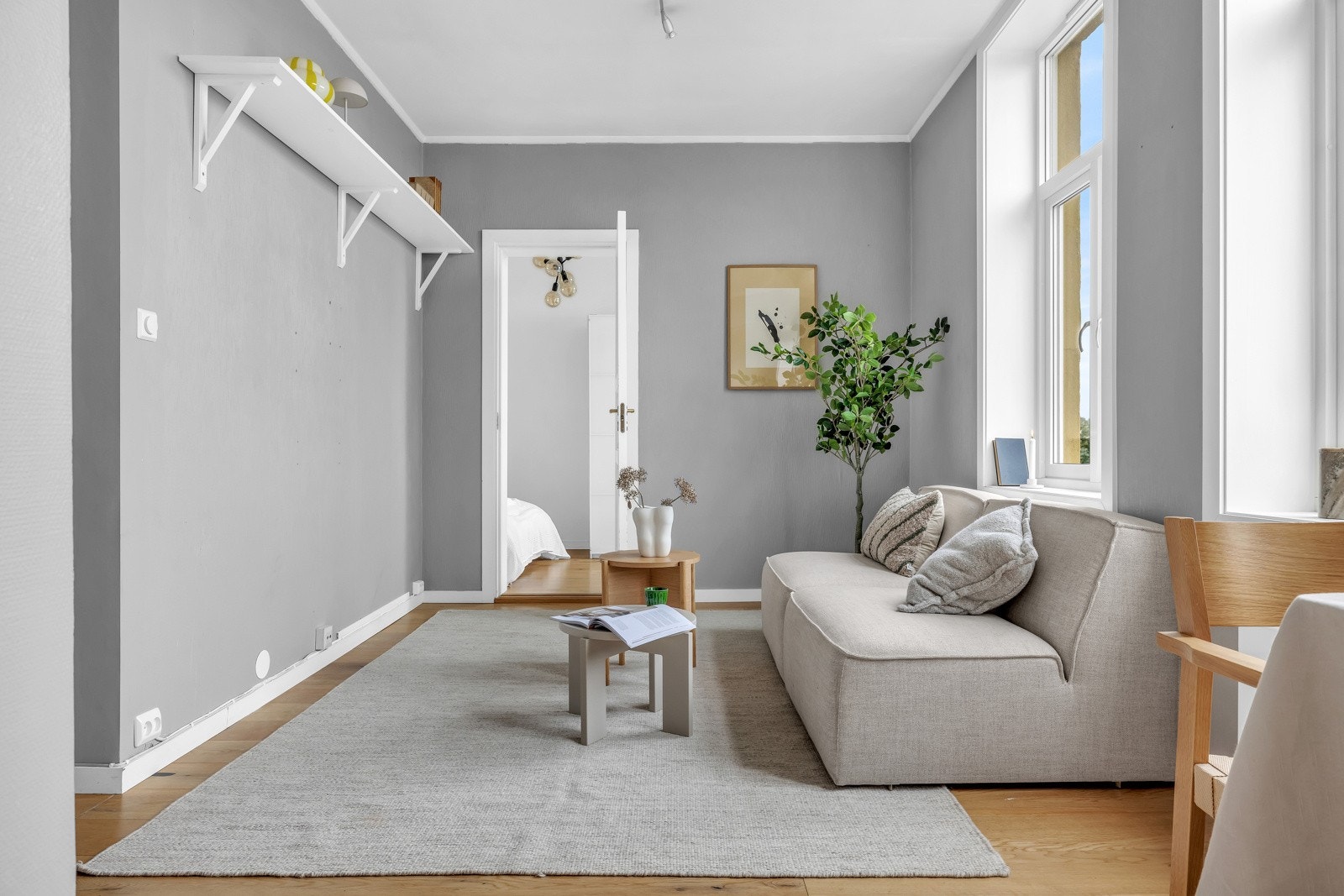 Fra stuen er det videre adkomst til soverommet. Galleribilde