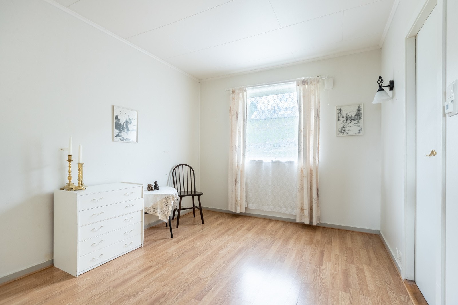 Soverom h. etg. Galleribilde