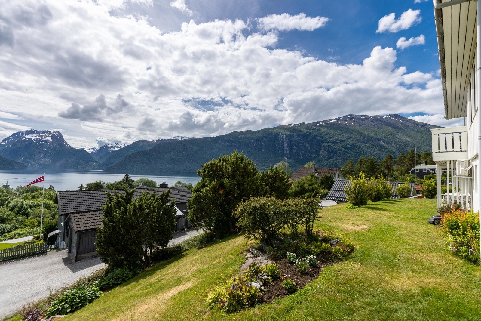 Flott utsikt med sol heile året Galleribilde