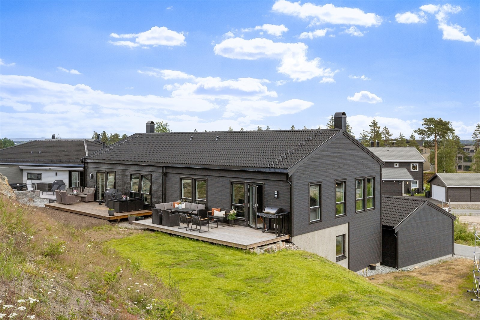 Kantarellringen 20A er en flott halvpart av tomannsbolig i et barnevennlig og rolig område. Galleribilde